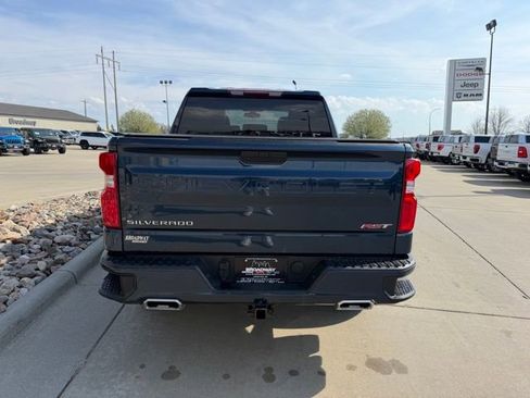 Used 2021 Chevrolet Silverado 1500 RST AWD/4WD image 7