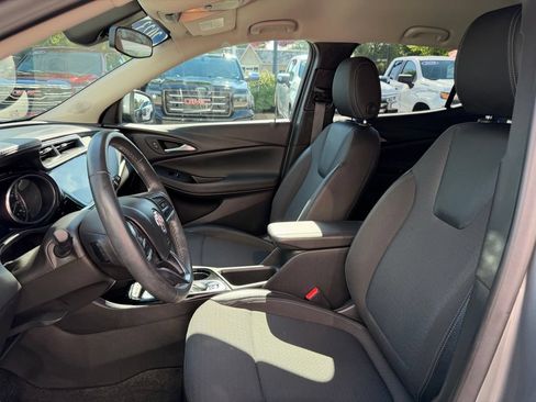 Certified 2023 Buick Encore GX Select w/ Sport Touring Package FWD image 15