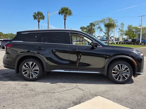 New 2026 INFINITI QX60 Luxe w/ Cargo Package image 8