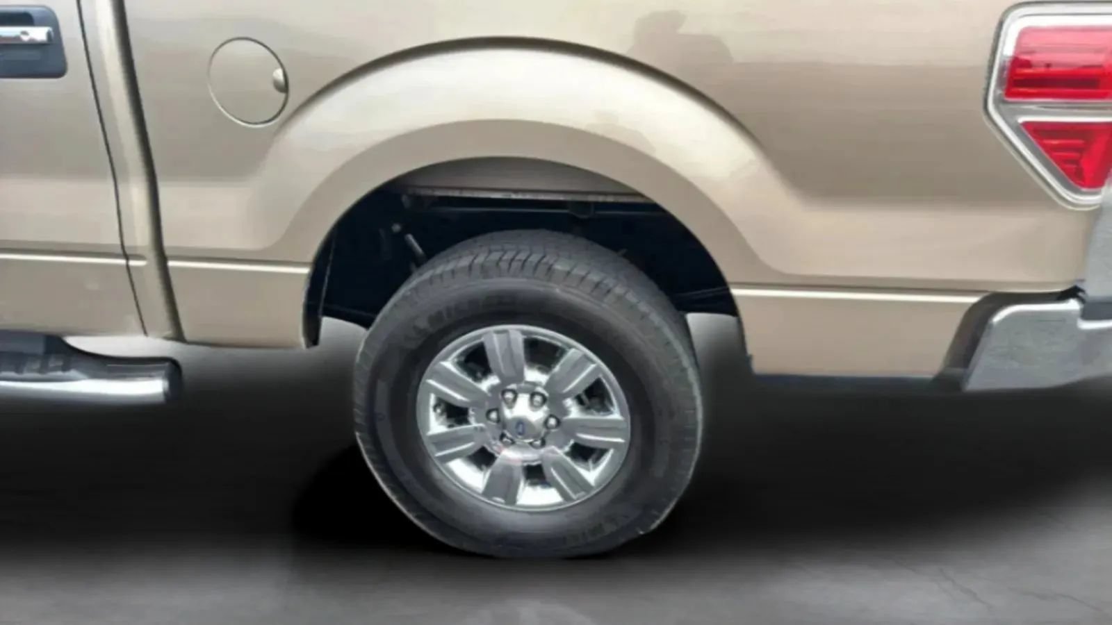 Used 2012 Ford F150 XLT w/ XLT Chrome Pkg AWD/4WD image 39
