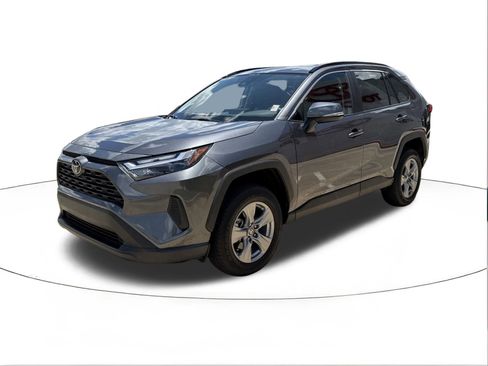 Used 2024 Toyota RAV4 XLE image 7