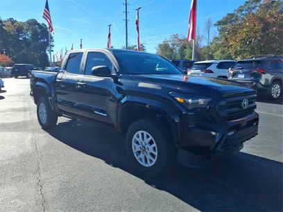 New 2025 Toyota Tacoma SR5