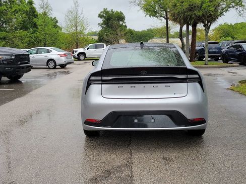 New 2026 Toyota Prius Plug-In Hybrid image 5
