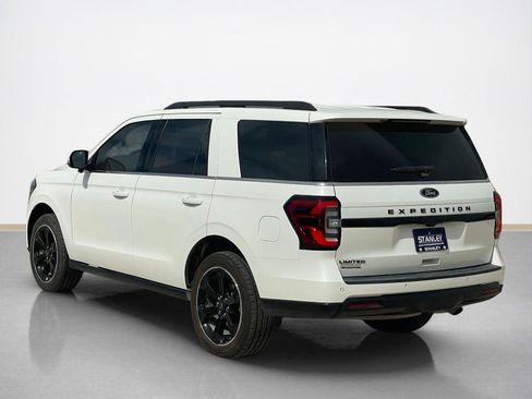 Used 2023 Ford Expedition Limited AWD/4WD image 5