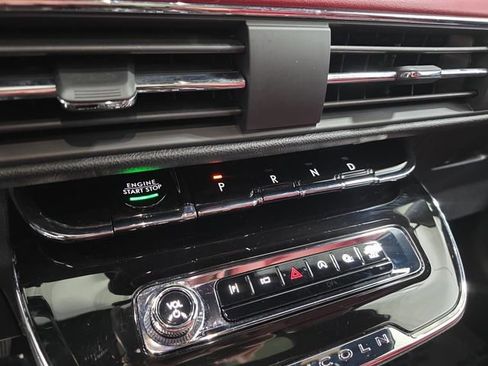 Used 2024 Lincoln Corsair Reserve w/ Equipment Group 201A image 21