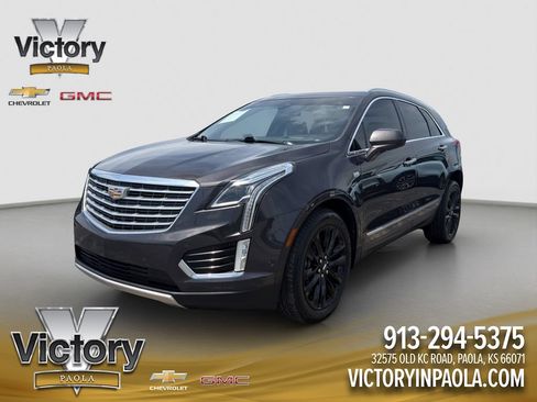 Used 2019 Cadillac XT5 Platinum AWD/4WD image 1