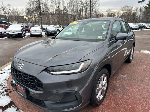 Used 2025 Honda HR-V LX image 1