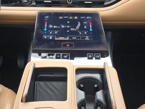 Used 2025 INFINITI QX80 Sensory AWD/4WD image 20