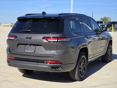 New 2025 Jeep Grand Cherokee L Summit image 5