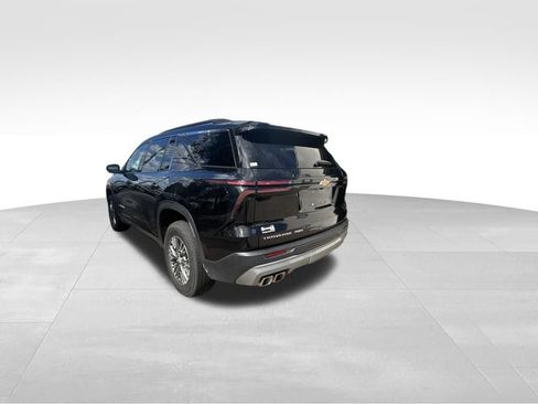 Used 2026 Chevrolet Traverse LT AWD/4WD image 4