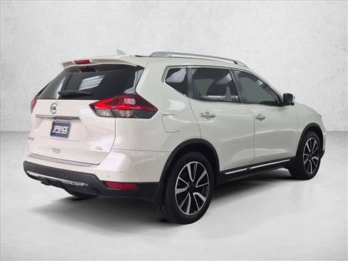 Used 2019 Nissan Rogue SL w/ Premium Package FWD image 5