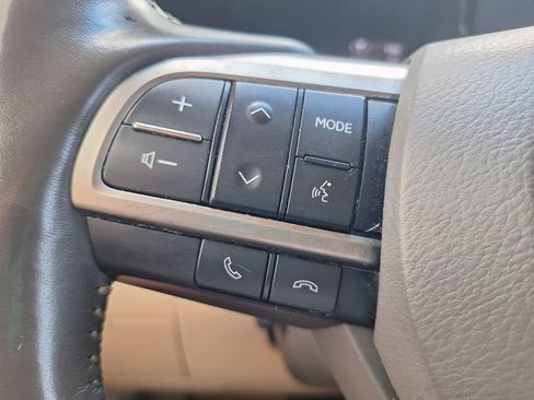 Used 2021 Lexus LX 570 4WD w/ Luxury Package image 15