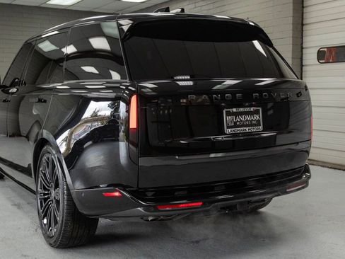 Used 2025 Land Rover Range Rover Long Wheelbase SE image 43