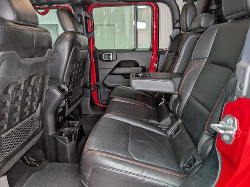 Used 2020 Jeep Gladiator Rubicon AWD/4WD image 26