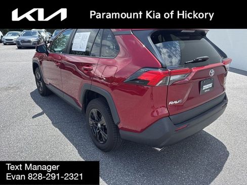 Used 2023 Toyota RAV4 XLE FWD image 5