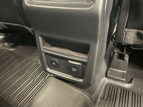 Used 2023 Ford Edge SEL w/ Convenience Package image 24