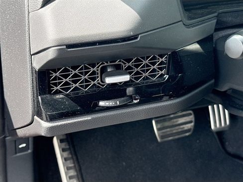 Used 2023 Honda Accord Sport image 12