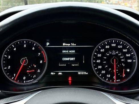 Used 2020 Genesis G70 3.3T w/ Elite Package image 27