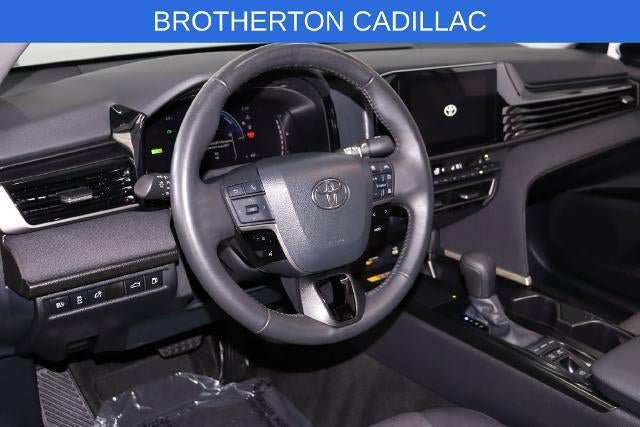 Used 2025 Toyota Camry LE w/ Convenience Package FWD image 27