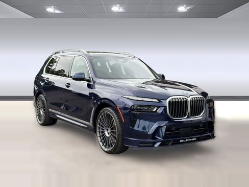 Used 2024 BMW ALPINA XB7 AWD/4WD image 7