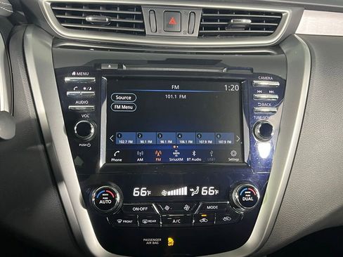 Used 2024 Nissan Murano SV FWD image 18