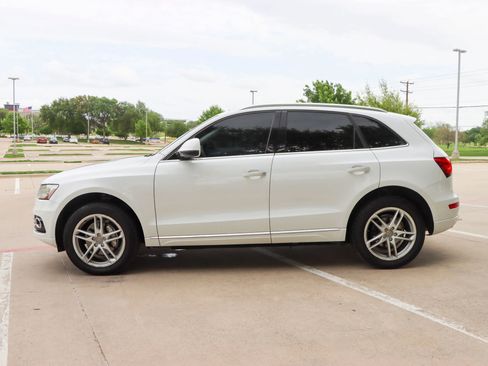 Used 2016 Audi Q5 2.0T Premium Plus w/ Technology Package image 4