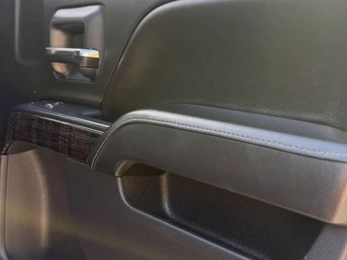 Used 2016 GMC Sierra 2500 Denali w/ Duramax Plus Package image 28