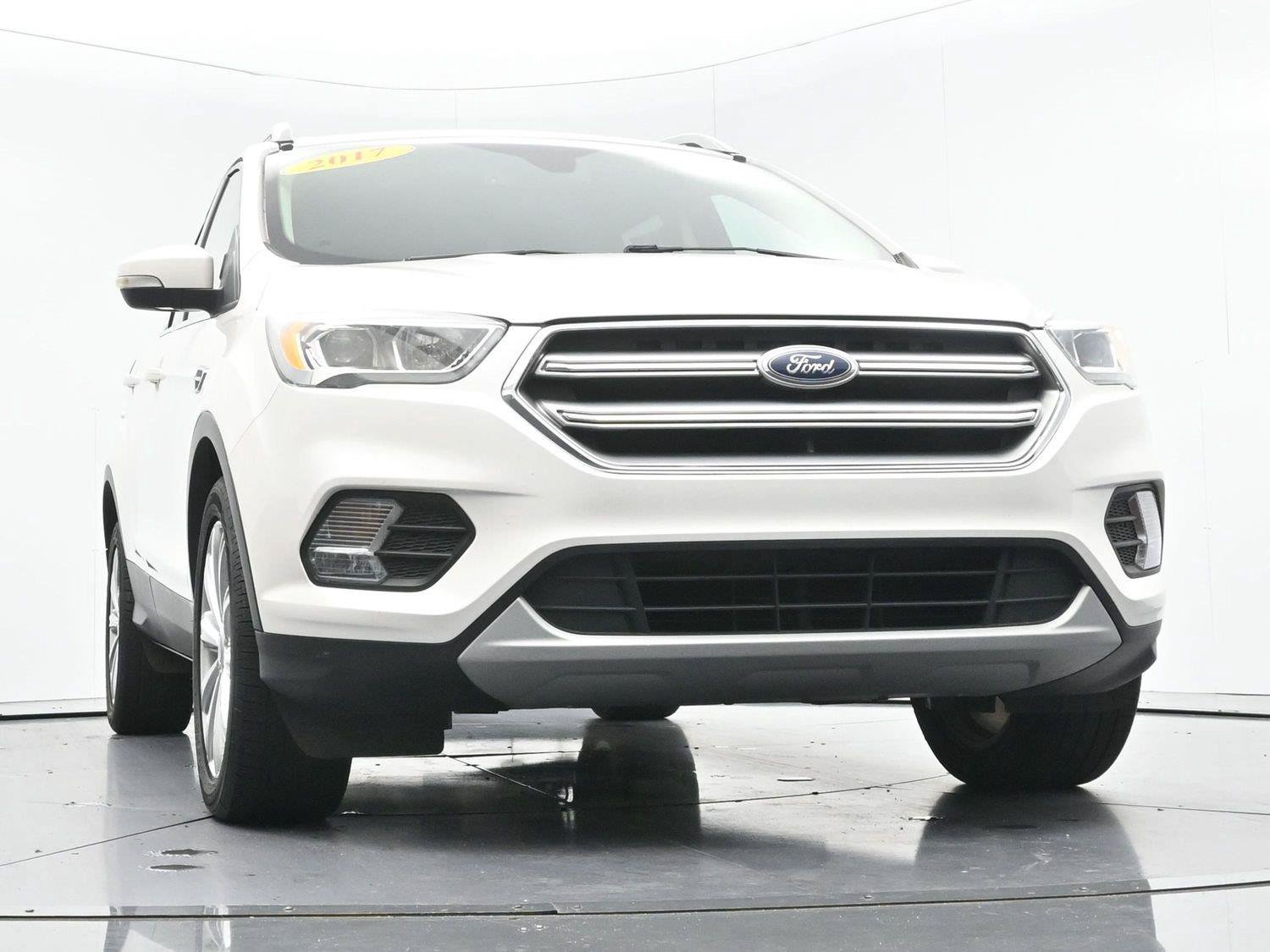 Used 2017 Ford Escape Titanium FWD image 48