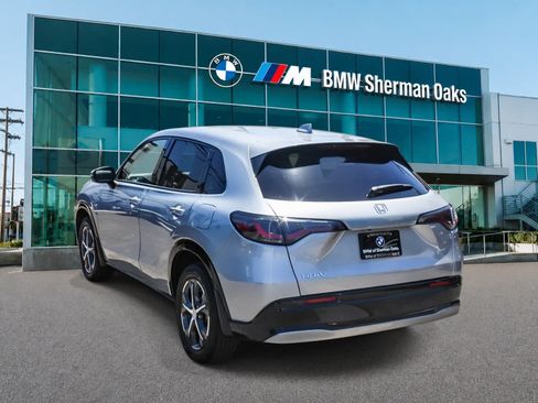 Used 2023 Honda HR-V EX-L image 6