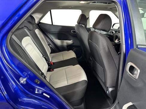 Certified 2024 Hyundai Venue SEL image 27