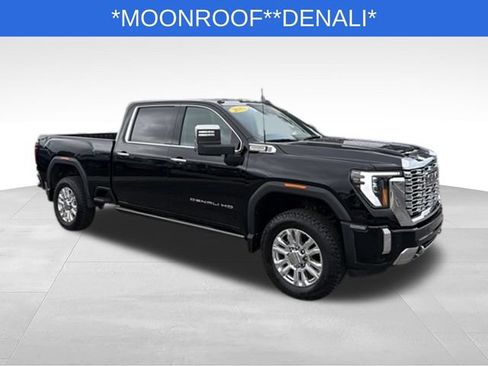 Used 2025 GMC Sierra 2500 Denali w/ Denali Reserve Package AWD/4WD image 1