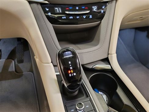 Used 2020 Cadillac XT5 Premium Luxury image 9