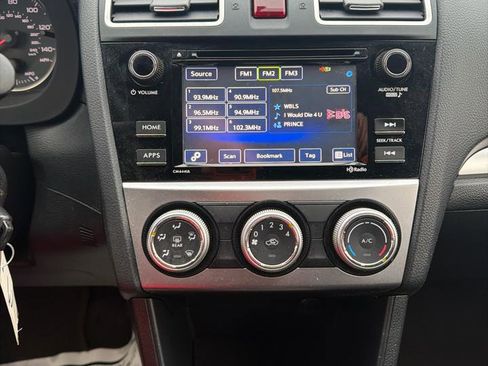 Used 2015 Subaru Crosstrek 2.0i Premium image 27