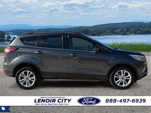 Certified 2018 Ford Escape SEL image 2