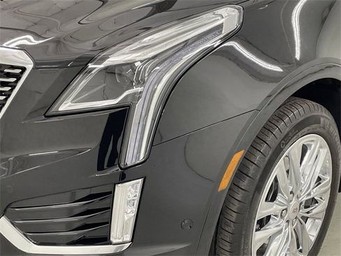 Certified 2022 Cadillac XT5 Premium Luxury w/ Technology Package image 15