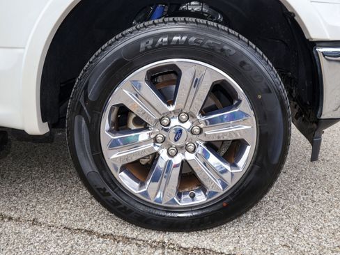 Used 2018 Ford F150 Lariat image 10