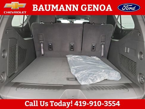 New 2026 Chevrolet Suburban LS w/ LPO, Dark Essentials Package AWD/4WD image 7