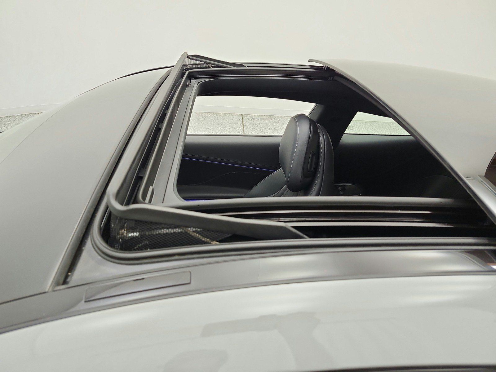Used 2026 Mercedes-Benz CLE 300 4MATIC Coupe w/ AMG Line image 16