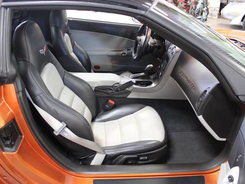 Used 2007 Chevrolet Corvette Coupe w/ Preferred Equipment Group image 21