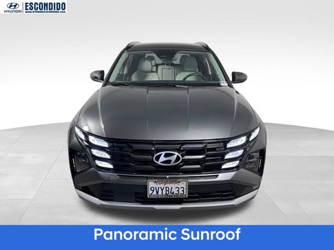 Certified 2025 Hyundai Tucson SEL AWD/4WD image 8