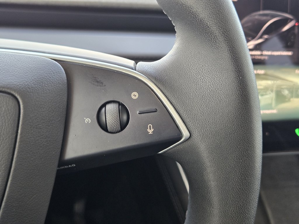 Used 2026 Tesla Model Y AWD image 28