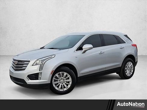 Used 2018 Cadillac XT5 FWD image 1