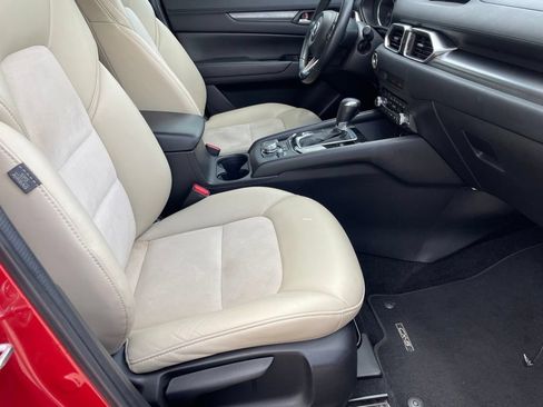 Used 2019 MAZDA CX-5 Touring FWD image 28