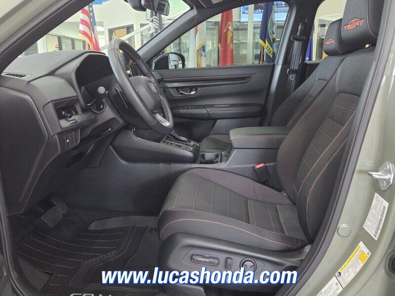Used 2026 Honda CR-V TrailSport image 7