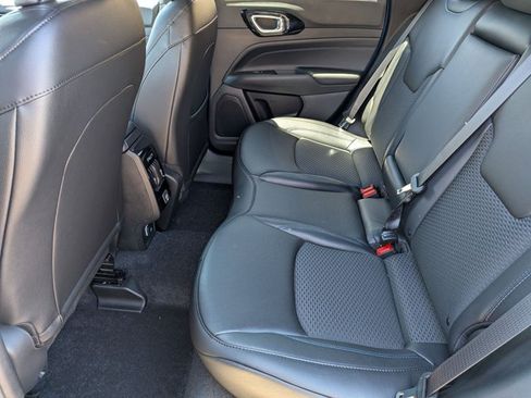 New 2026 Jeep Compass Latitude AWD/4WD image 15