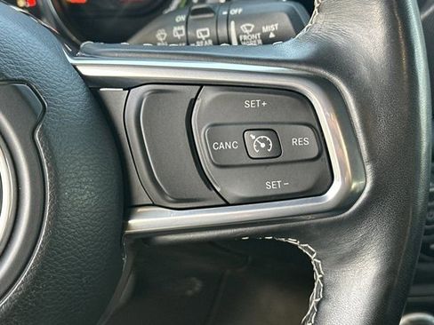 Certified 2022 Jeep Wrangler Unlimited Sahara 4xe w/ Cold Weather Group image 31