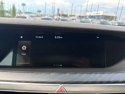 Used 2022 Genesis G90 5.0 Ultimate RWD image 18