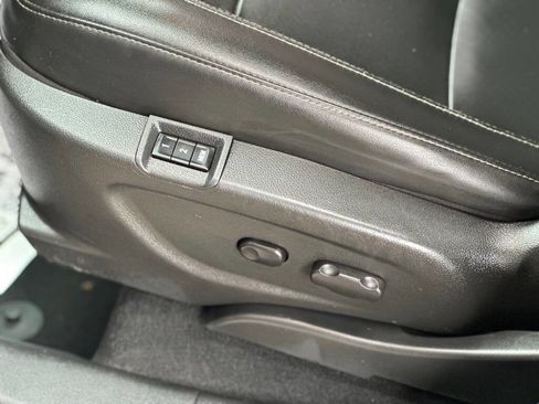 Used 2014 Buick Encore Premium image 16