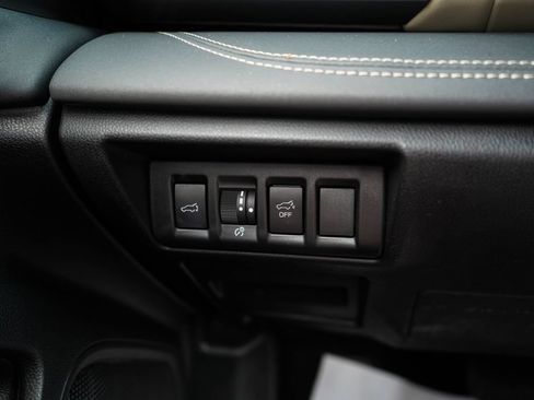 Used 2024 Subaru Outback Limited AWD/4WD image 33