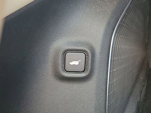 Used 2023 Acura MDX SH-AWD w/ Advance Package image 26